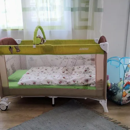 Apartmán Ltt - Near Airport, Spacious, Sunny Sofie